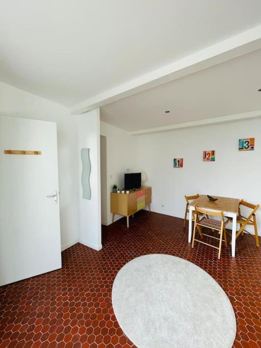 Studio Cosy Et Lumineux De 35M2 A Romagnat Apartment ภายนอก รูปภาพ